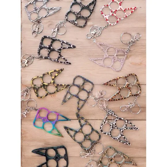 Cute Cat Knuckles Keychain Accessory Design Collection - Picture 2 of 2